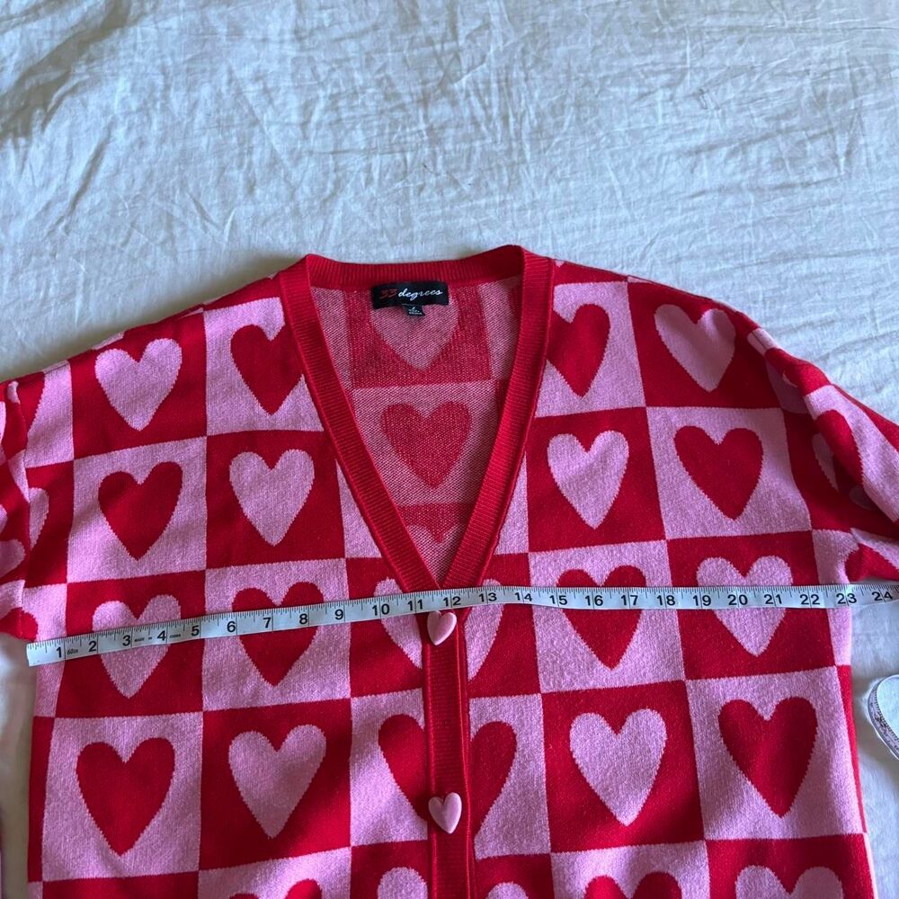 33 Degrees Pink and Red Checkered Heart Pattern Cardigan Sweater Size Large - Picture 5 of 7